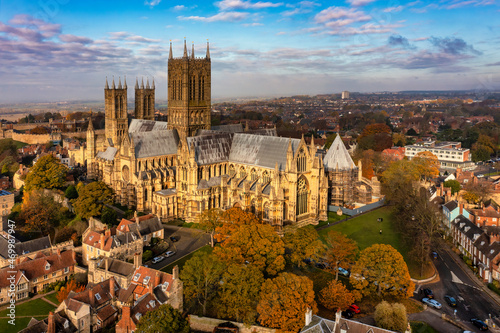 Obraz na plátně Lincoln Cathedral, England (drone point of view)