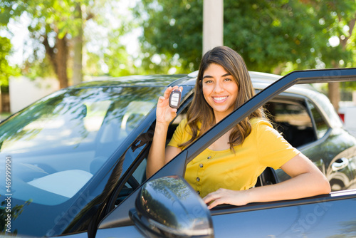 Принти на полотні Portrait of a woman buying a new car