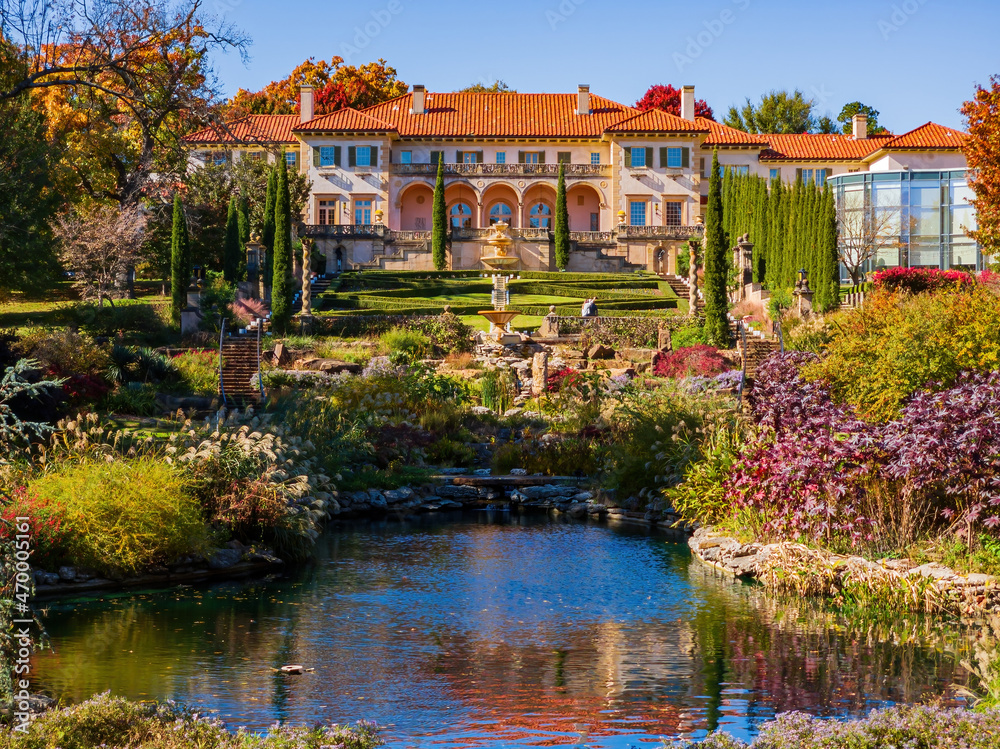 Beautiful fall color and mansion in the famous Philbrook Museum of Art