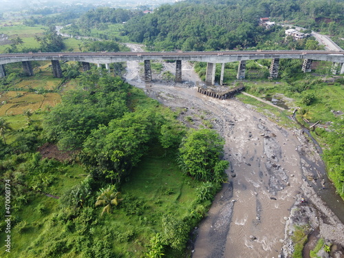 Sakalimalas Bridge is the longest railway bridge with fifteen poles, which crosses the Keruh River, Bumiayu, Brebes, Operation Area V, Purwokerto. photo