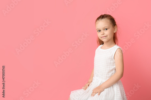 Portrait of pretty little g...