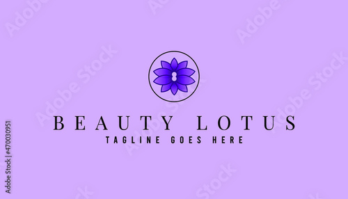 Lotus flower logo inspiration. Aesthetic line art lotus logo design for beauty care  skin care  spa  yoga  boutique  women fashion and beauty clinic treatment. branding identity for feminine business.