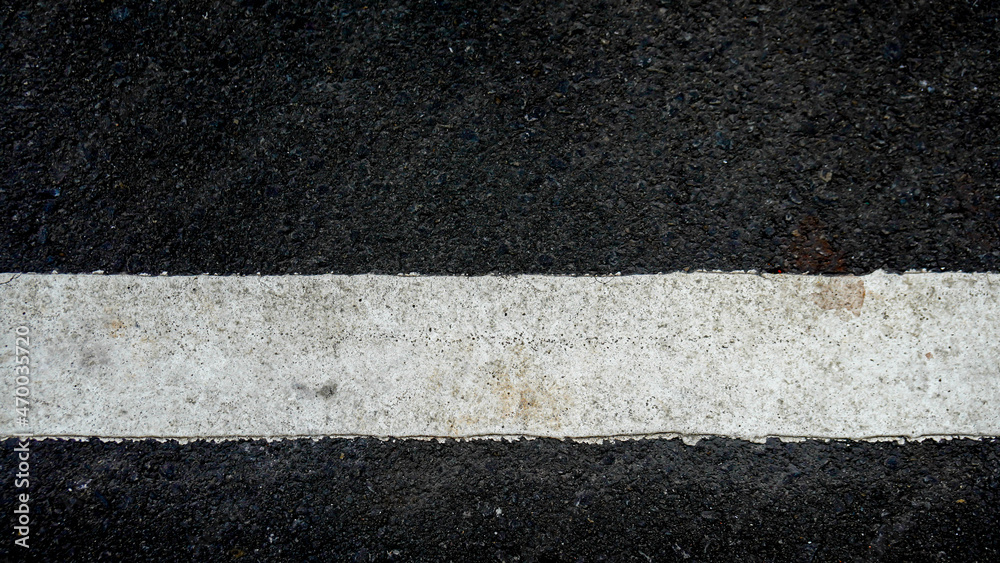 Fototapeta premium line on the road