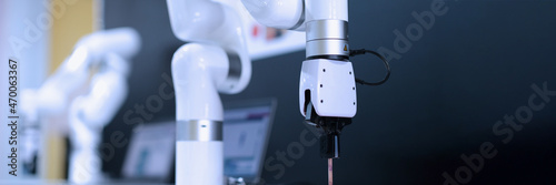 Papier peint Robot manipulator on table in industrial technical testing laboratory closeup