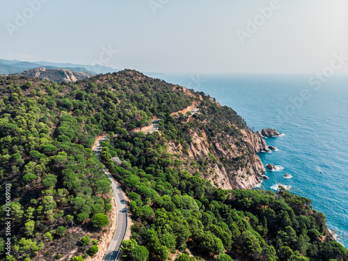View from a drone on a mountain serpentine in the city of Tossa de Mar Fototapet