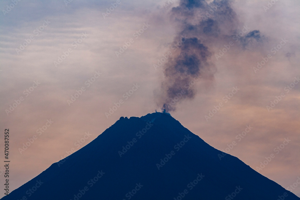 Der Vulkan Arenal ist einer der aktivsten Vulkane unserer Erde.