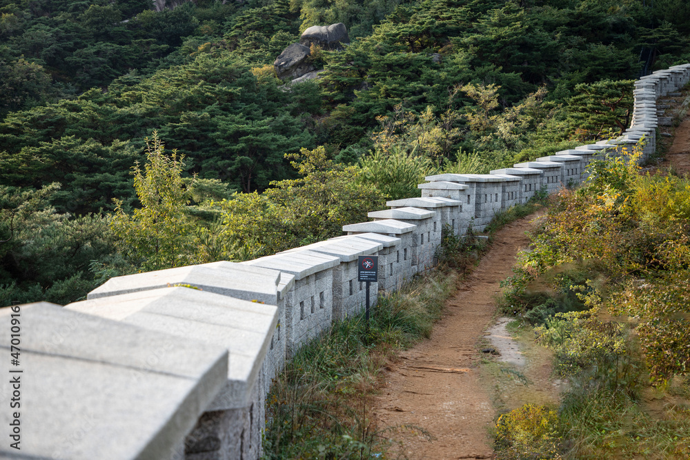 Fototapeta premium 인왕산성