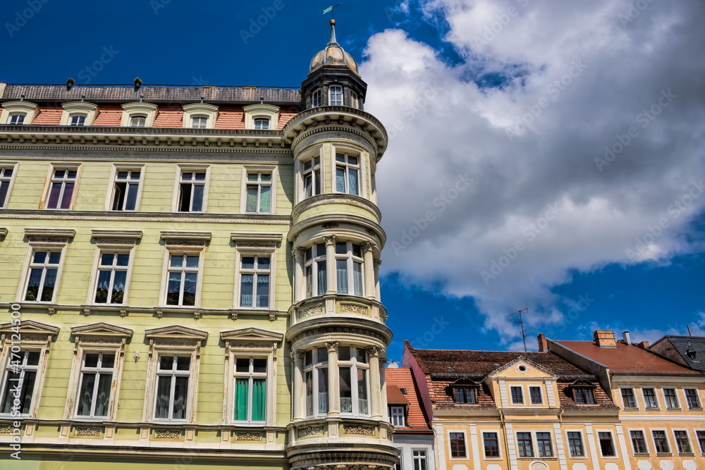 görlitz, deutschland - sanierte altbauten am obermarkt görlitz, deutschland - sanierte altbauten am obermarkt