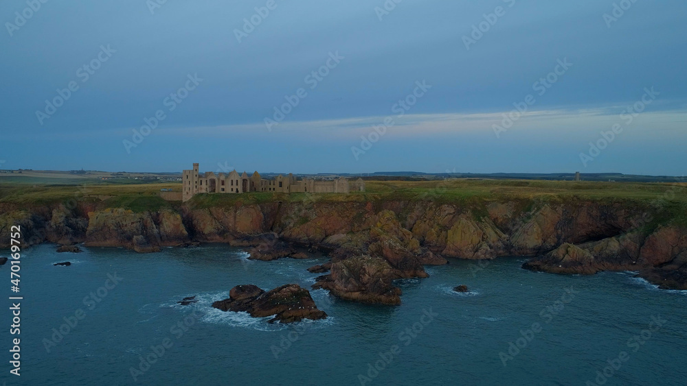 Fototapeta premium New Slains Castle, Aberdeenshire, Scotland - Bram Stoker Dracula Writing Location 