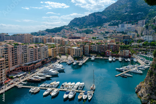 Côte d’Azur in Frankreich, eine Traumreise für den Sommer. Lavendel Felder, Nizza, Antibes, Cannes, Monaco und die Schlucht von Verdon