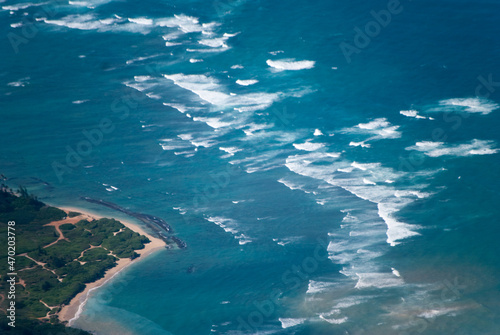 Maui surfline from airplave