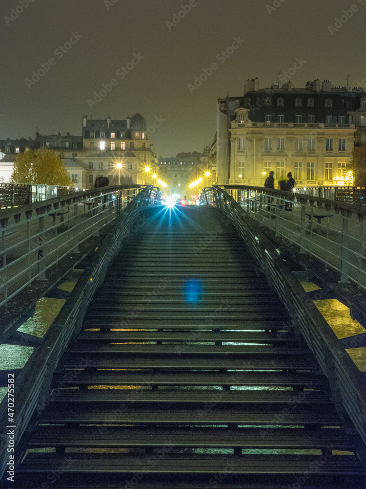 夜のポンデザール橋