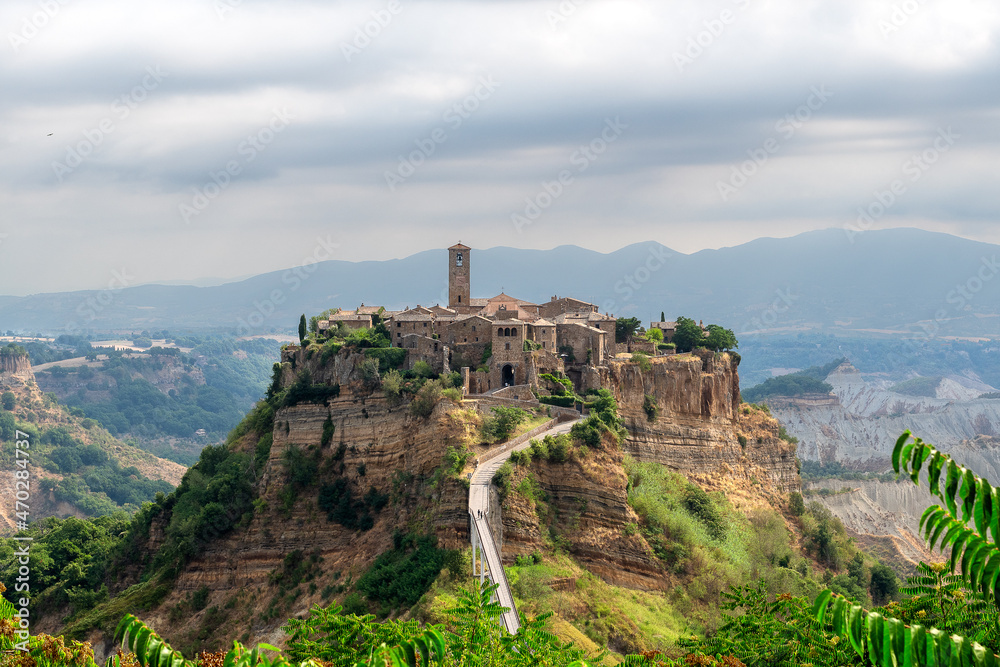 Civita di Bagnoregio , Italia, vista panoramica del borgo antico del Lazio