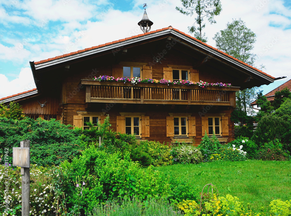 góralski, wiejski, drewaniany dom, rural wooden house with lawn