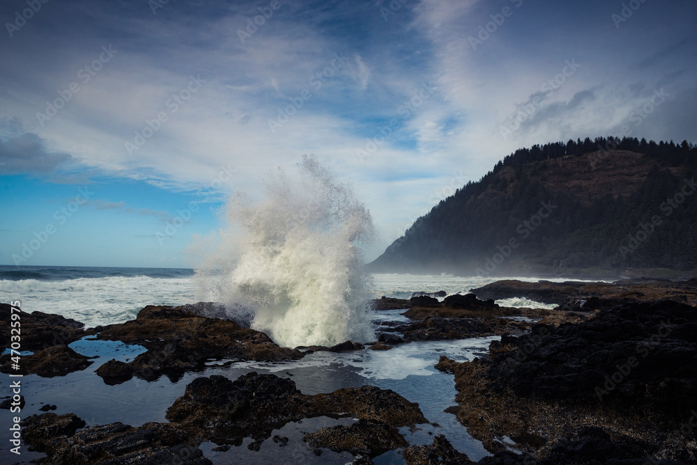 Waves out of Thor's well in front of Cape Perpetua
