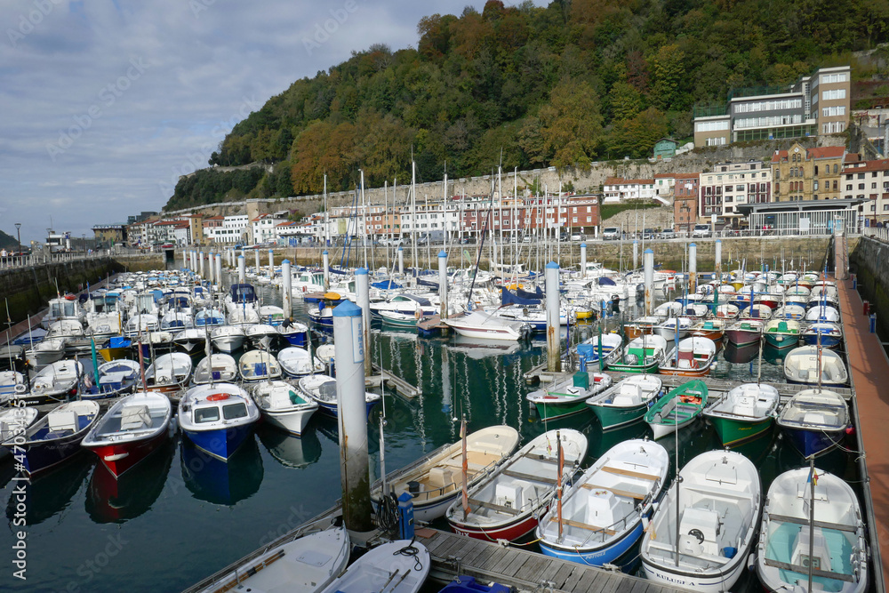 Obraz premium Fischerboote in San Sebastian