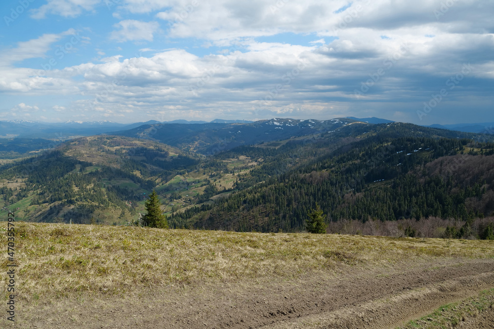 Naklejka premium View of Carpathian Mountains in Ukraine