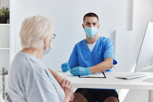 patient communication with a doctor checkup