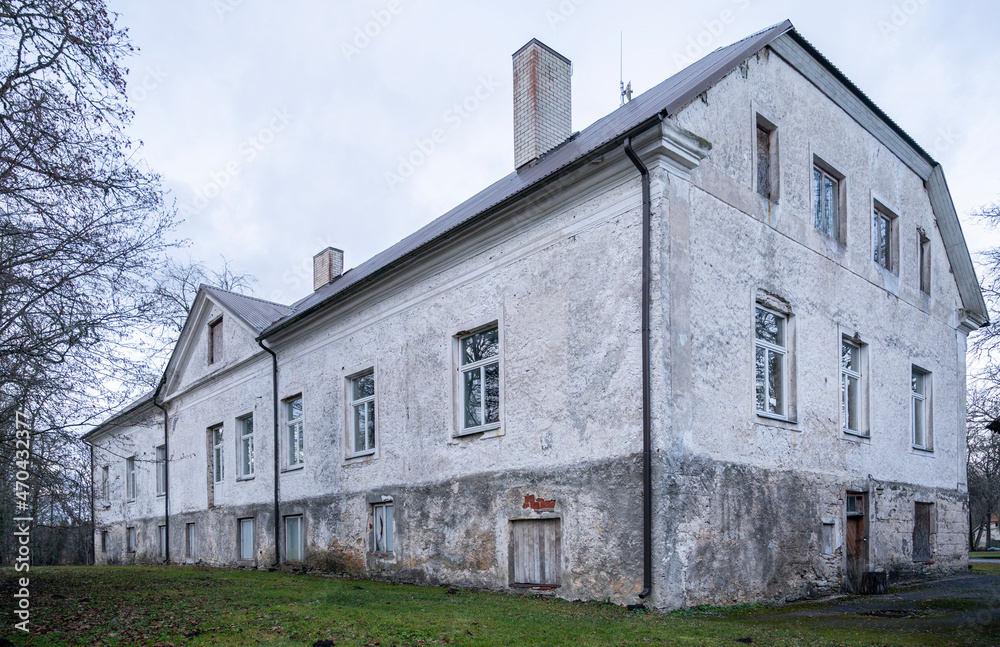 Fototapeta premium manor in estonia, europe