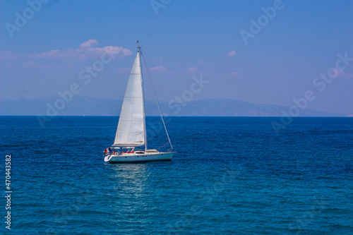 Sailing boat © Jakob