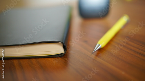手帳とペン