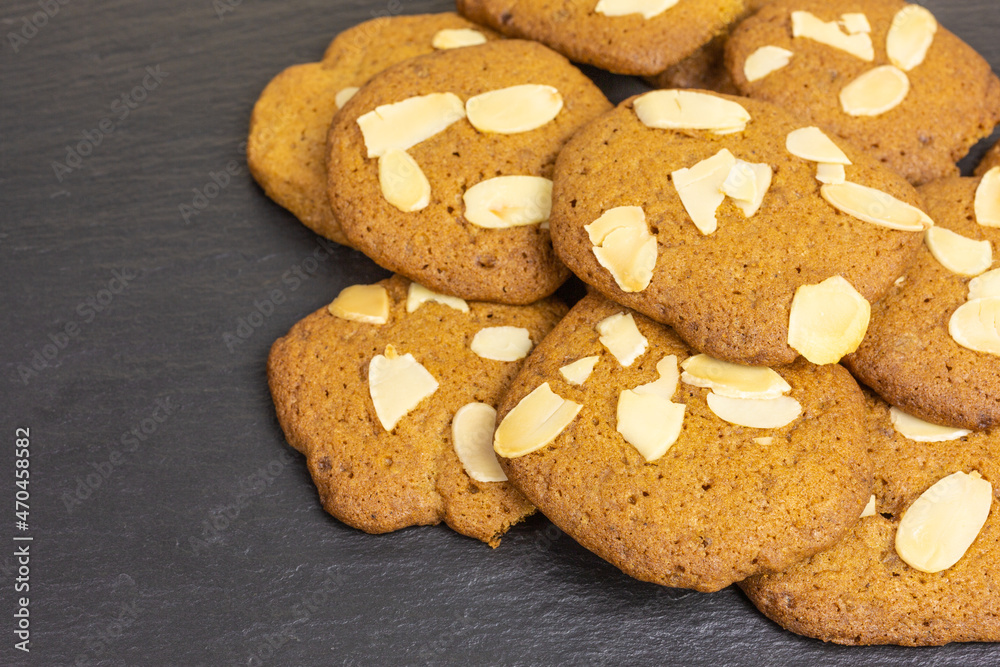 spicy cookies with sliced almonds