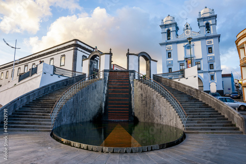 Błękitny kościół Igreja da Misericordia w Angra do Heroismo, wyspa Terceira, Azory
