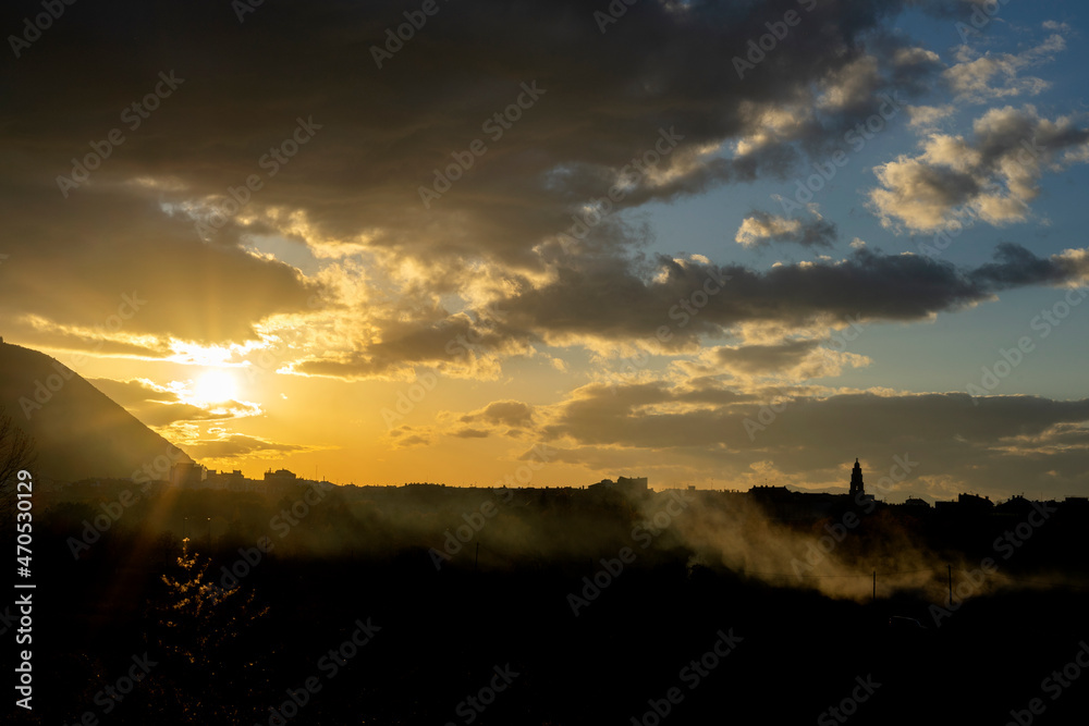 Obraz premium sunset in the mountains