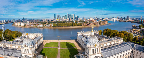 Fotografia, Obraz Panoramic aerial view of Greenwich Old Naval Academy by the River Thames and Old