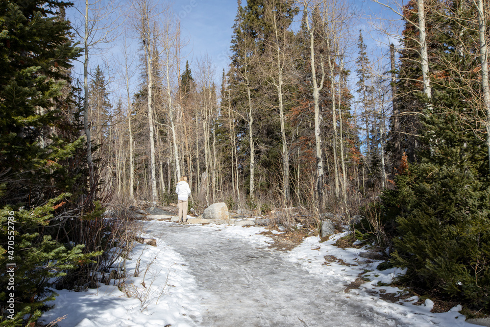 Silver Lake trail with snow and ice Silver Lake trail with snow and ice