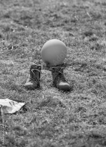 palloncino e scarpe