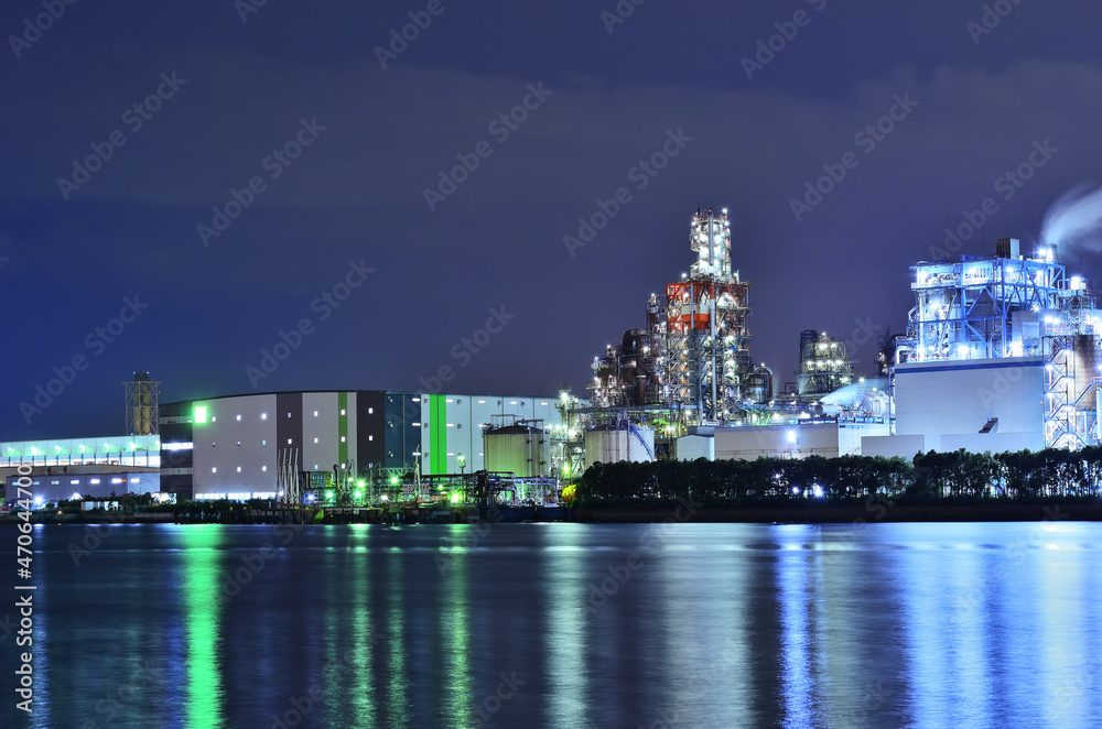 Fototapeta premium 川崎市京浜工業地帯川崎市千鳥運河の夜景