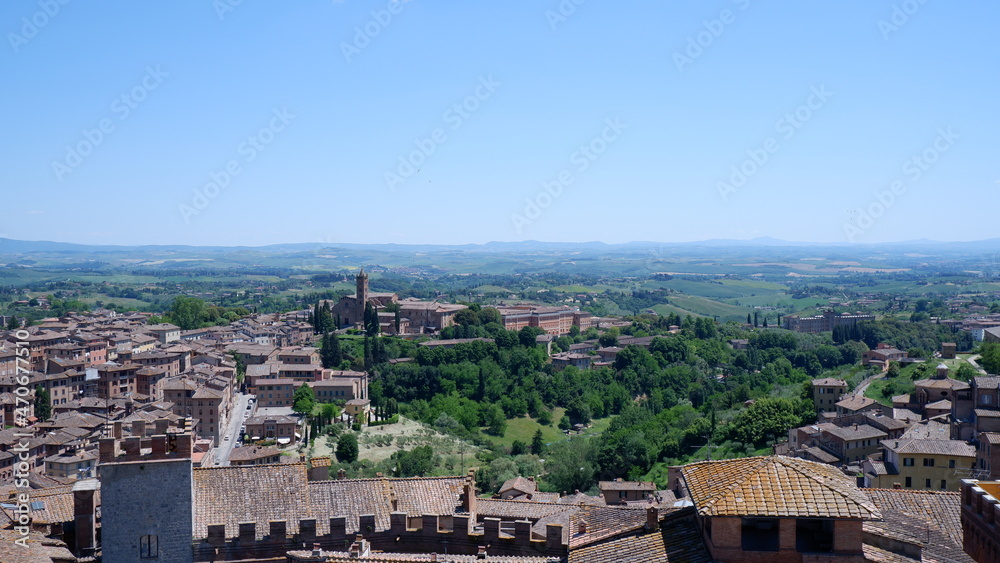 Panoramic view of beautiful landscape with the medieval city of San Gimignano 