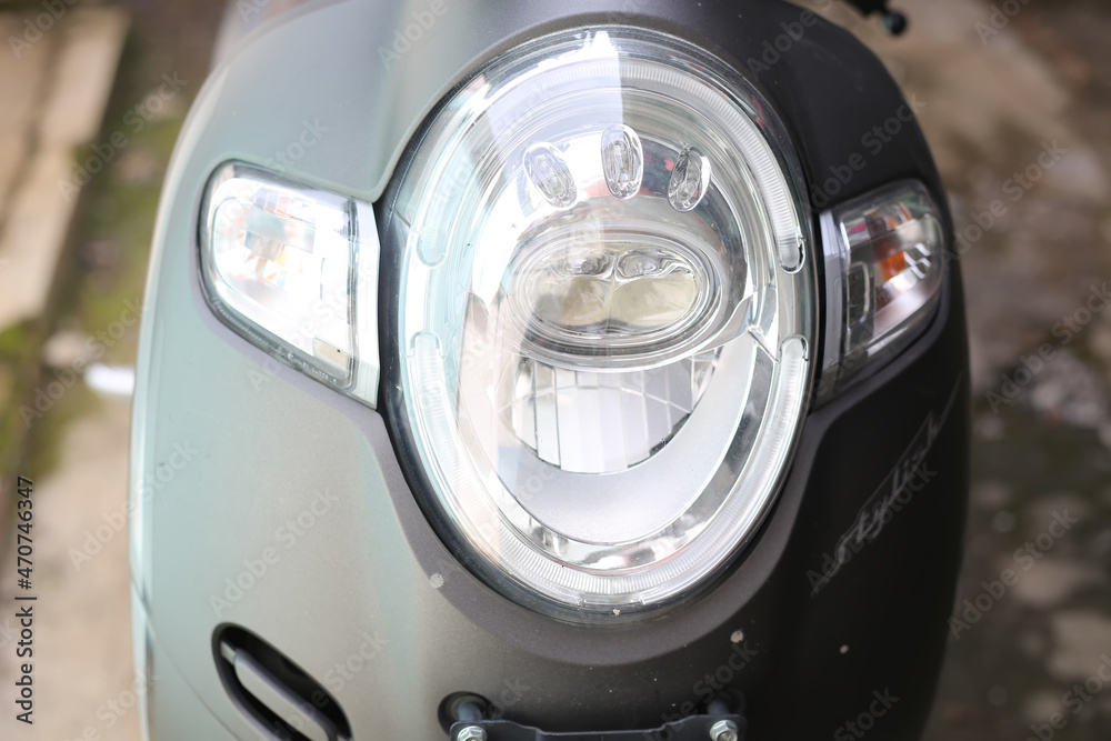 close up photo of motorbike speedometer