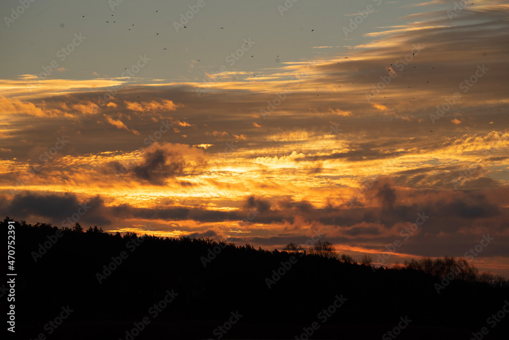 Obraz premium sunset in the mountains