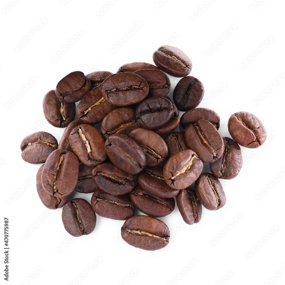 Obraz premium Pile of roasted coffee beans on white background, top view