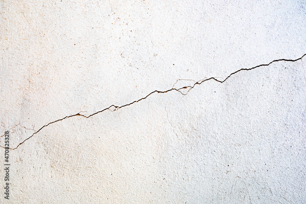 Obraz premium Crack concrete wall