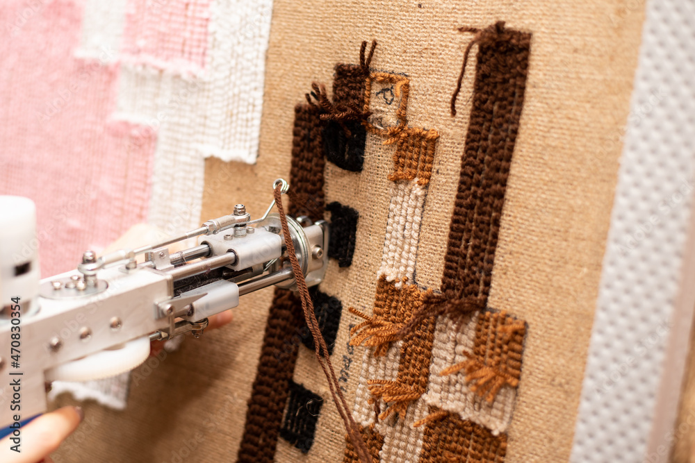 Tufting Process - Making A Tufted Rug Using A Tufting Gun And Acrylic ...