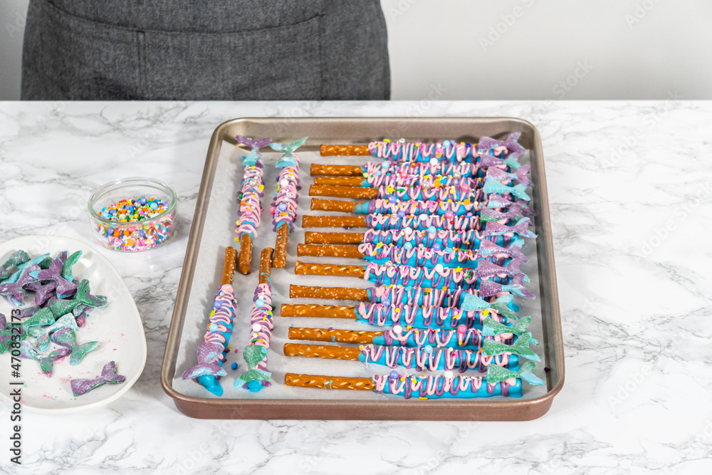 Mermaid chocolate pretzel rods Mermaid chocolate pretzel rods