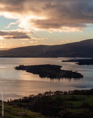 View from Conic Hill next to Loch Lomond, Scotland © Alwin