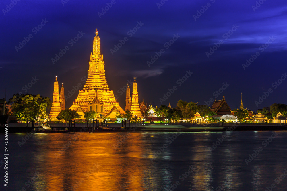 Wat Arun landmark in Bangkok City Thailand