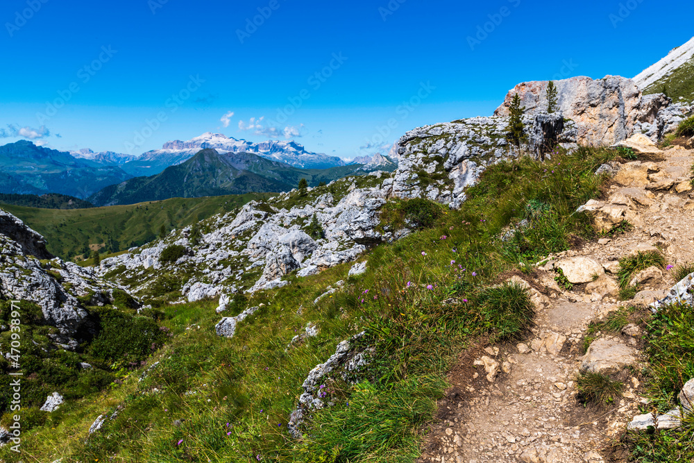 Dream Dolomites. Nuvolau, Arvelau and five towers.