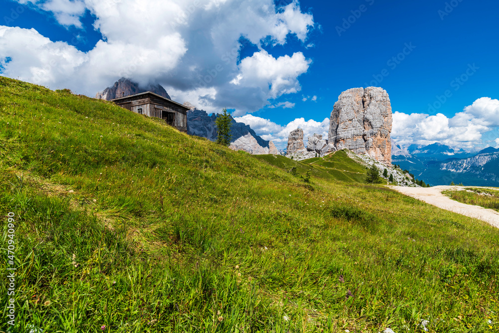 Dream Dolomites. Nuvolau, Arvelau and five towers.