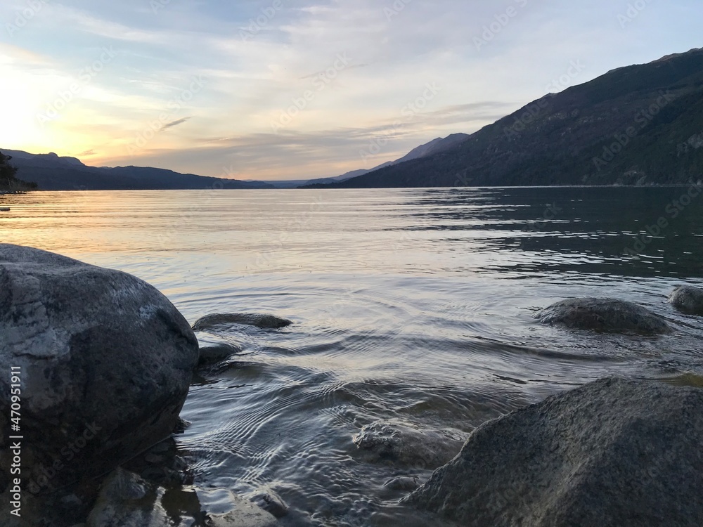 Obraz premium lake in the mountains