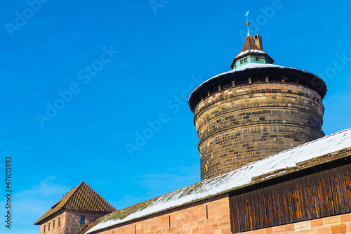 Laufer Torturm und Tormauer Nürnberg im Winter