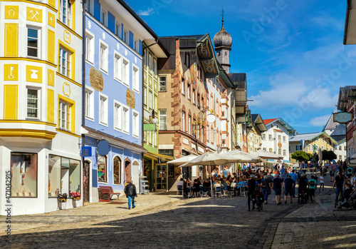 Marktstraße in der Kurstadt Bad Tölz in Oberbayern photo