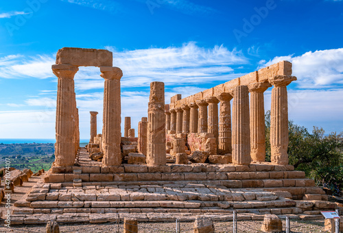 The ruins of the temple of Juno, in the Valley of the Temples, in Acragas, an ancient Greek city on the site of modern Agrigento, Sicily, Italy.