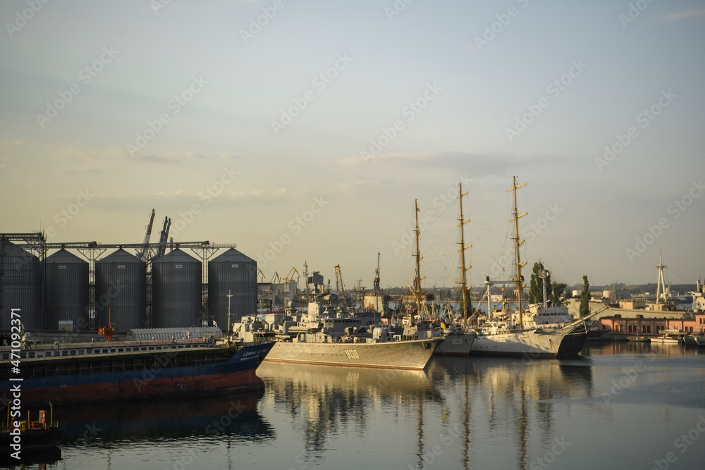 Ship of Ukrainian Navy the Hetman Sagaidachny frigate U130 and sail training ship Druzhba in Seaport of Odesa, Ukraine