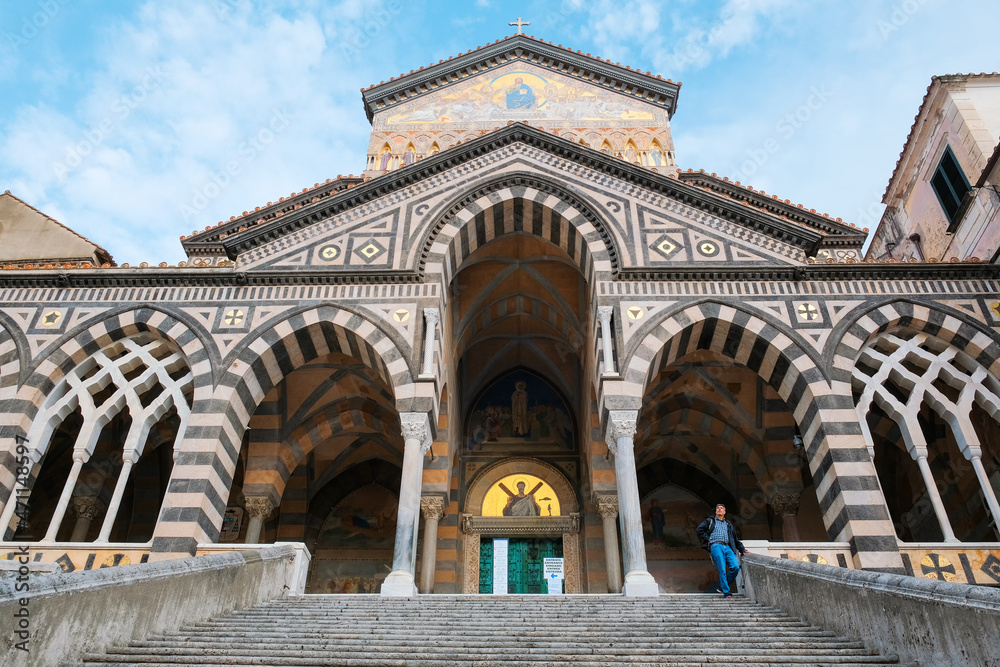 Obraz premium Medieval Roman Catholic Cathedral in the Piazza del Duomo Amalfi, Amalfi Coast, Province of Salerno, Campania, Italy.
