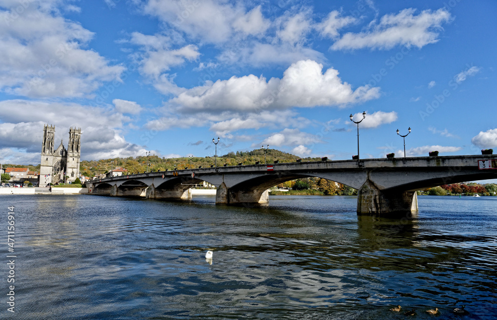 La Moselle à Pont-à-Mousson, Meurthe-et-Moselle, Grand Est, France	